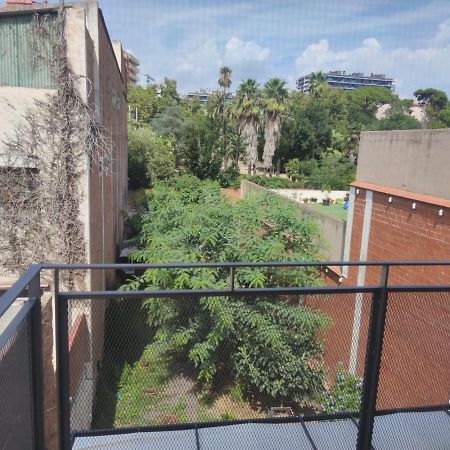 Apartment Close To The Beach With Free Parking Badalona Eksteriør bilde