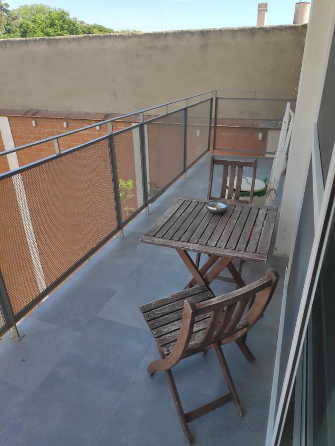 Apartment Close To The Beach With Free Parking Badalona Eksteriør bilde